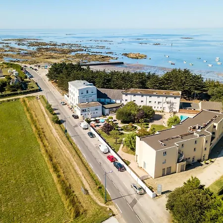 De La Pointe De Mousterlin 3* フエナン