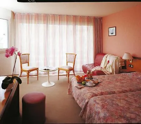 De La Pointe De Mousterlin ホテル 3*